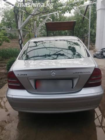 Mercedes-Benz C-Класс II (W203) 200 2.0 MT