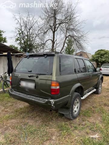 Nissan Pathfinder II 3.3 AT 4WD