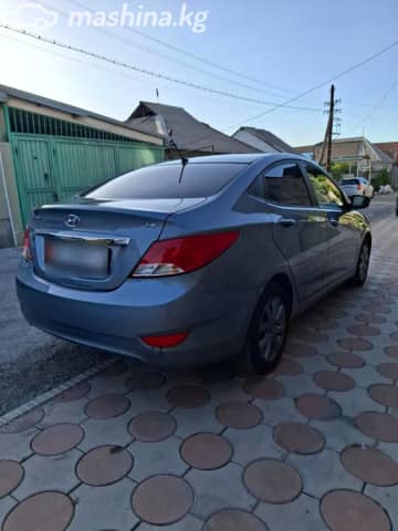 Hyundai Accent IV