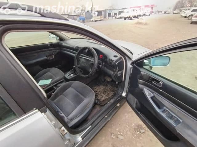 Audi A4 I (B5) 1.8 AT