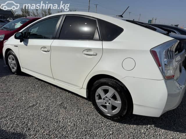 Toyota Prius III Рестайлинг (XW30) 1.8hyb AT