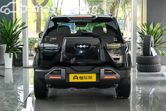 BYD FangChengBao Leopard 3 Electro AT 4WD
