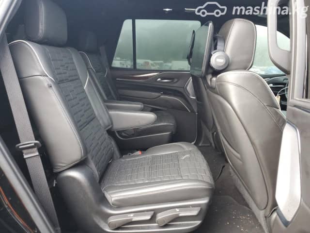 Cadillac Escalade V ESV 6.2 AT 4WD