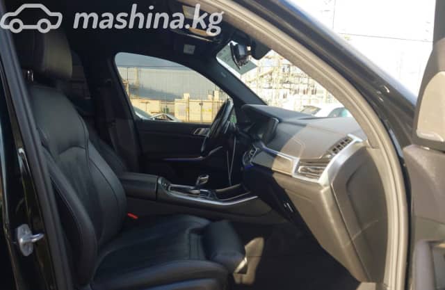 BMW X5 IV (G05/G18) M50i 4.4 AT 4WD