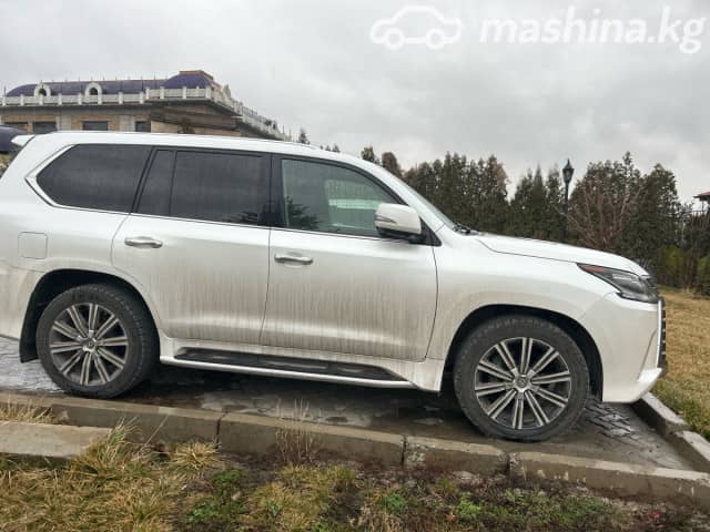 Lexus LX III Рестайлинг 2 570 5.7 AT 4WD