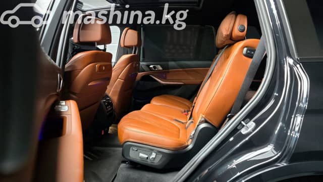 BMW X7 I (G07) Рестайлинг 40i 3.0 AT 4WD