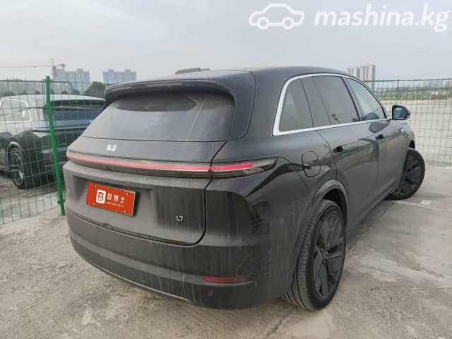 LiXiang L7 Рестайлинг 1.5hyb AT 4WD