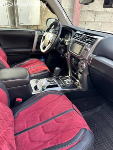 Toyota 4Runner V Рестайлинг 4.0 AT 4WD