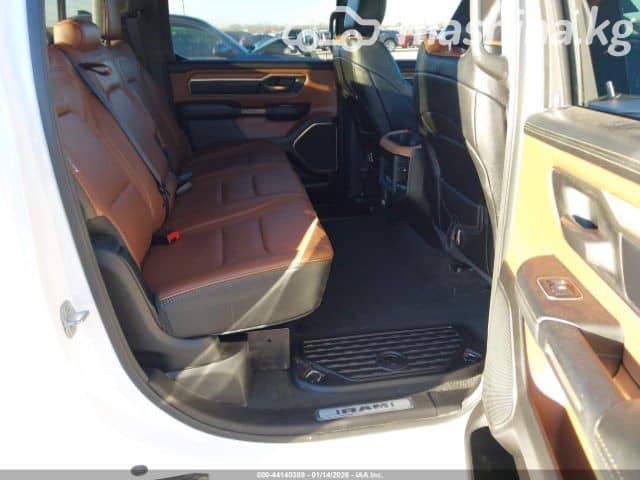 RAM 1500 V Quad Cab 5.7 AT 4WD