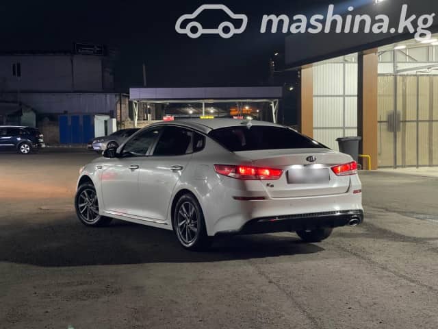 Kia K5 II 2.0 AT