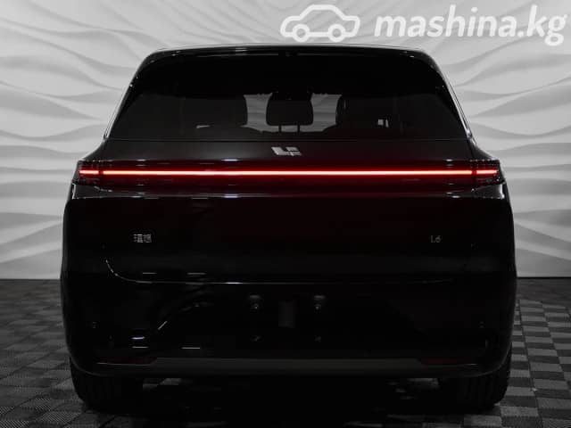 LiXiang L6 1.5hyb AT 4WD