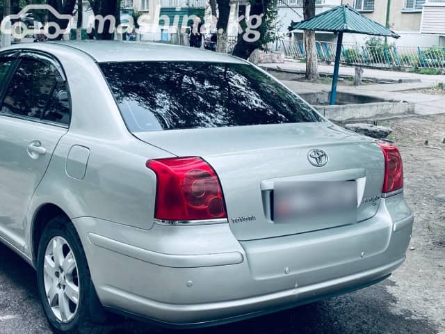 Toyota Avensis II 1.8 MT