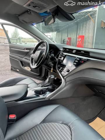 Toyota Camry VIII (XV70) 2.5 AT