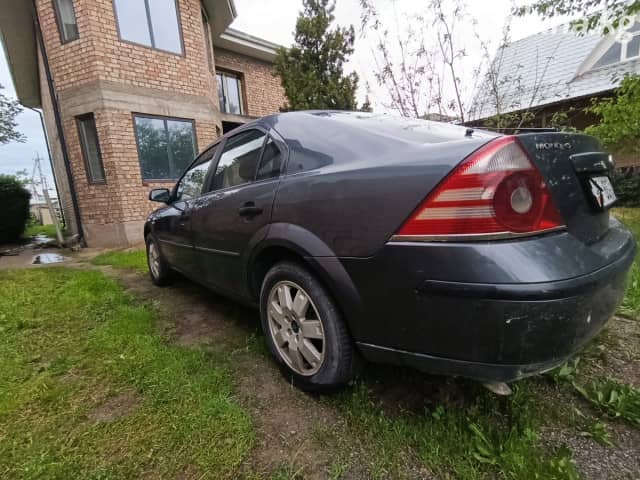 Ford Mondeo III Рестайлинг 1.8 MT
