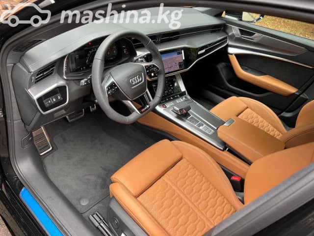 Audi RS 6 IV (C8) performance 4.0 AT 4WD