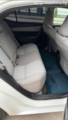 Toyota Corolla XI (E160, E170, E180) Рестайлинг 1 1.8 AT