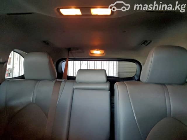 Toyota Highlander IV (U70) 2.5hyb AT