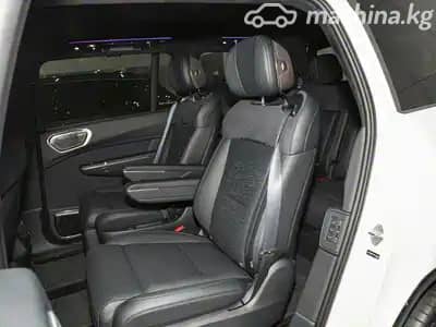 Lynk & Co 900 2.0hyb AT 4WD