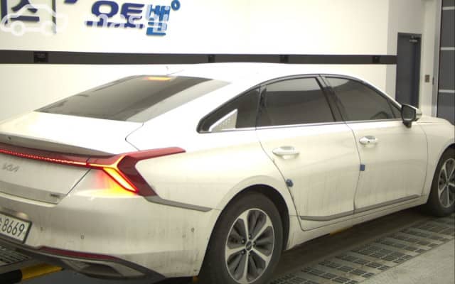 Kia K8 1.6hyb AT