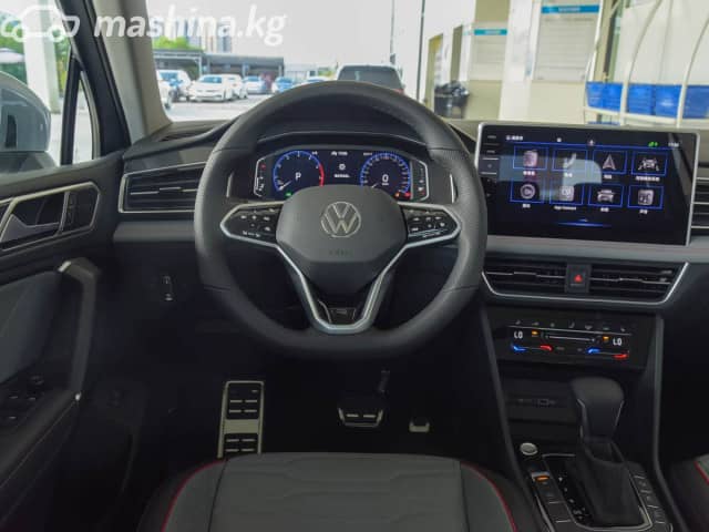 Volkswagen Tiguan III (China Market) 2.0 AMT