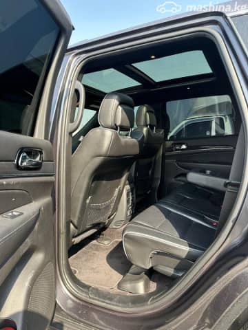 Jeep Grand Cherokee IV (WK2) Рестайлинг 3.6 AT 4WD