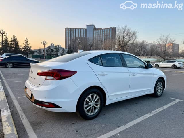 Hyundai Avante VI Рестайлинг 1.6 CVT