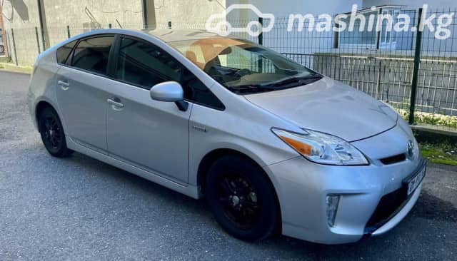 Toyota Prius III Рестайлинг (XW30) 1.8hyb AT