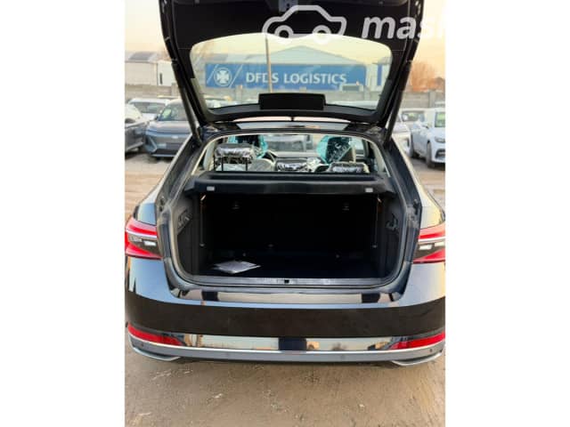Skoda Superb III 1.4 AT
