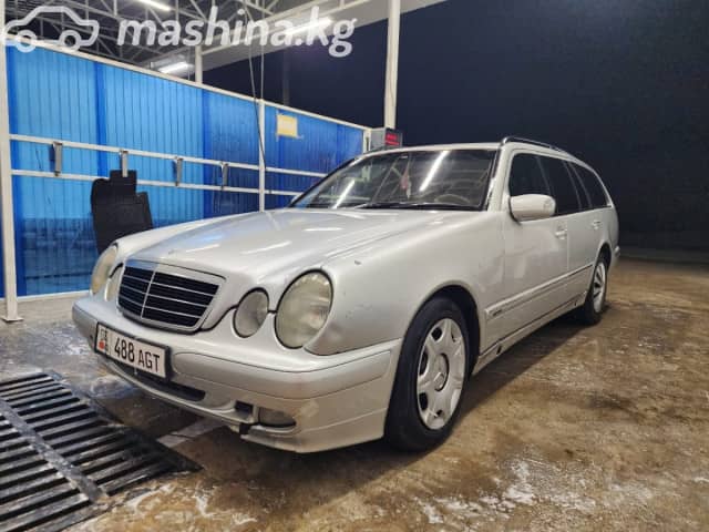 Mercedes-Benz E-Класс II (W210, S210) Рестайлинг 220 2.2d AT