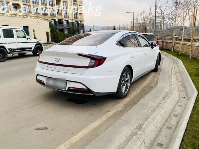 Hyundai Sonata VIII (DN8) 2.0 AT