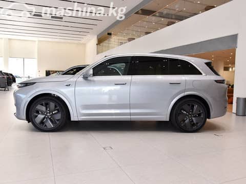 LiXiang L7 Рестайлинг 1.5hyb AT 4WD