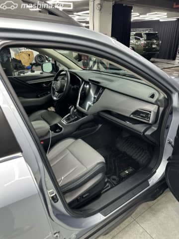 Subaru Outback VI Limited XT 2.4 CVT 4WD