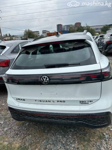 Volkswagen Tiguan III (China Market) 2.0 AMT 4WD