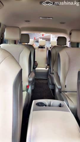 Kia Carnival IV 2.2d AT