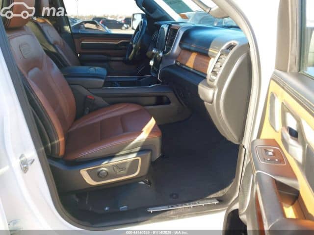 RAM 1500 V Quad Cab 5.7 AT 4WD
