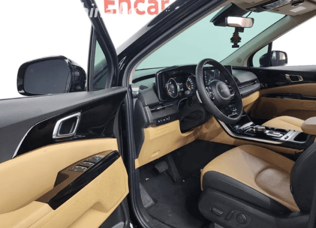Kia Carnival IV 2.2d AT