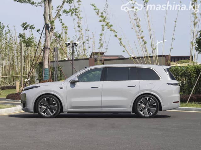 LiXiang L9 Рестайлинг 1.5hyb AT 4WD