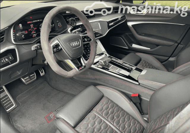 Audi RS 6 IV (C8) 4.0 AT 4WD