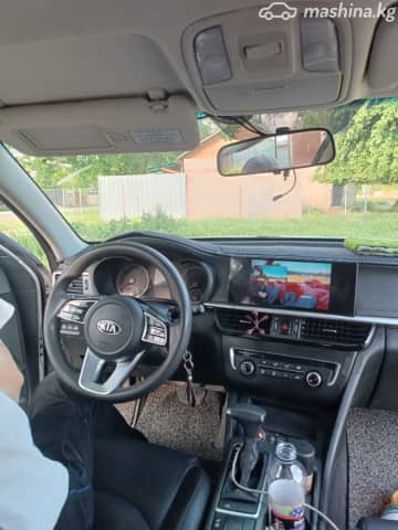 Kia K5 II 2.0 AT