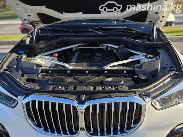 BMW X5 IV (G05/G18) 40i 3.0 AT 4WD