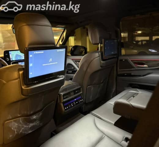 Lexus LX IV 600 3.5 AT 4WD