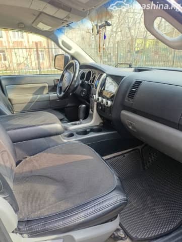 Toyota Sequoia II 4.7 AT 4WD