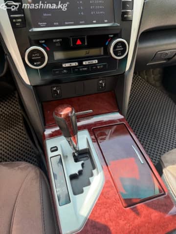 Toyota Camry VII (XV50) 2.5 AT