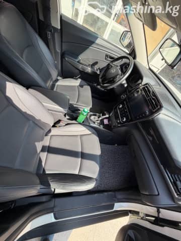 SsangYong Tivoli I Рестайлинг 1.5 AT