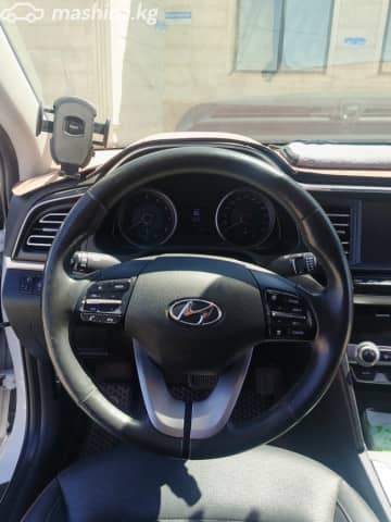 Hyundai Avante VI Рестайлинг 1.6 AMT