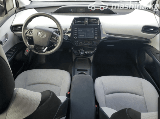 Toyota Prius IV Рестайлинг (XW50) 1.8hyb AT