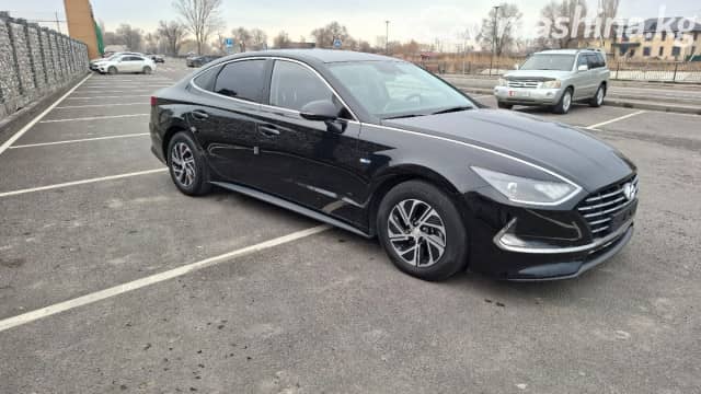 Hyundai Sonata VIII (DN8) 2.0hyb AT