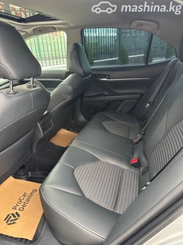 Toyota Camry VIII (XV70) 2.5 AT
