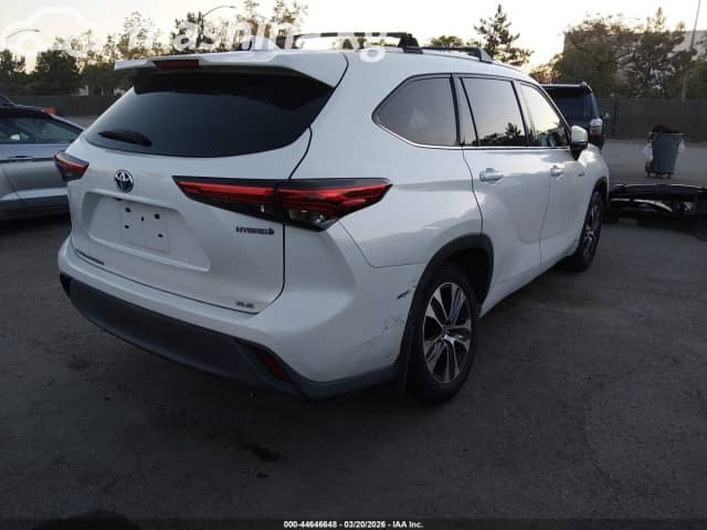 Toyota Highlander IV (U70) 2.5hyb AT 4WD