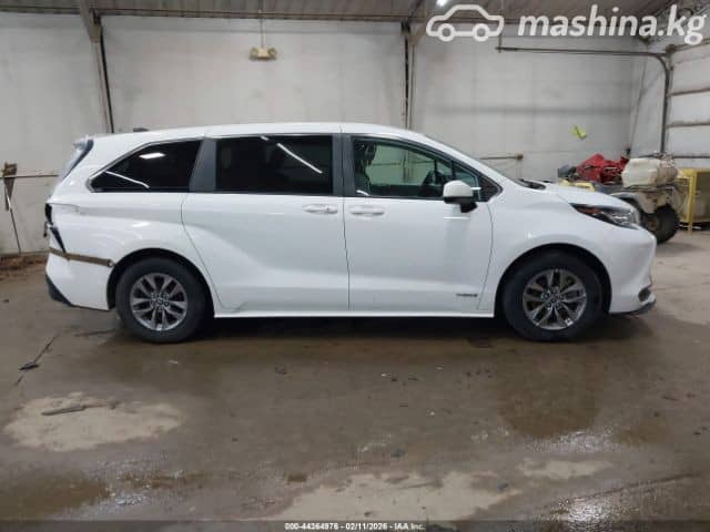 Toyota Sienna IV 2.5hyb AT 4WD